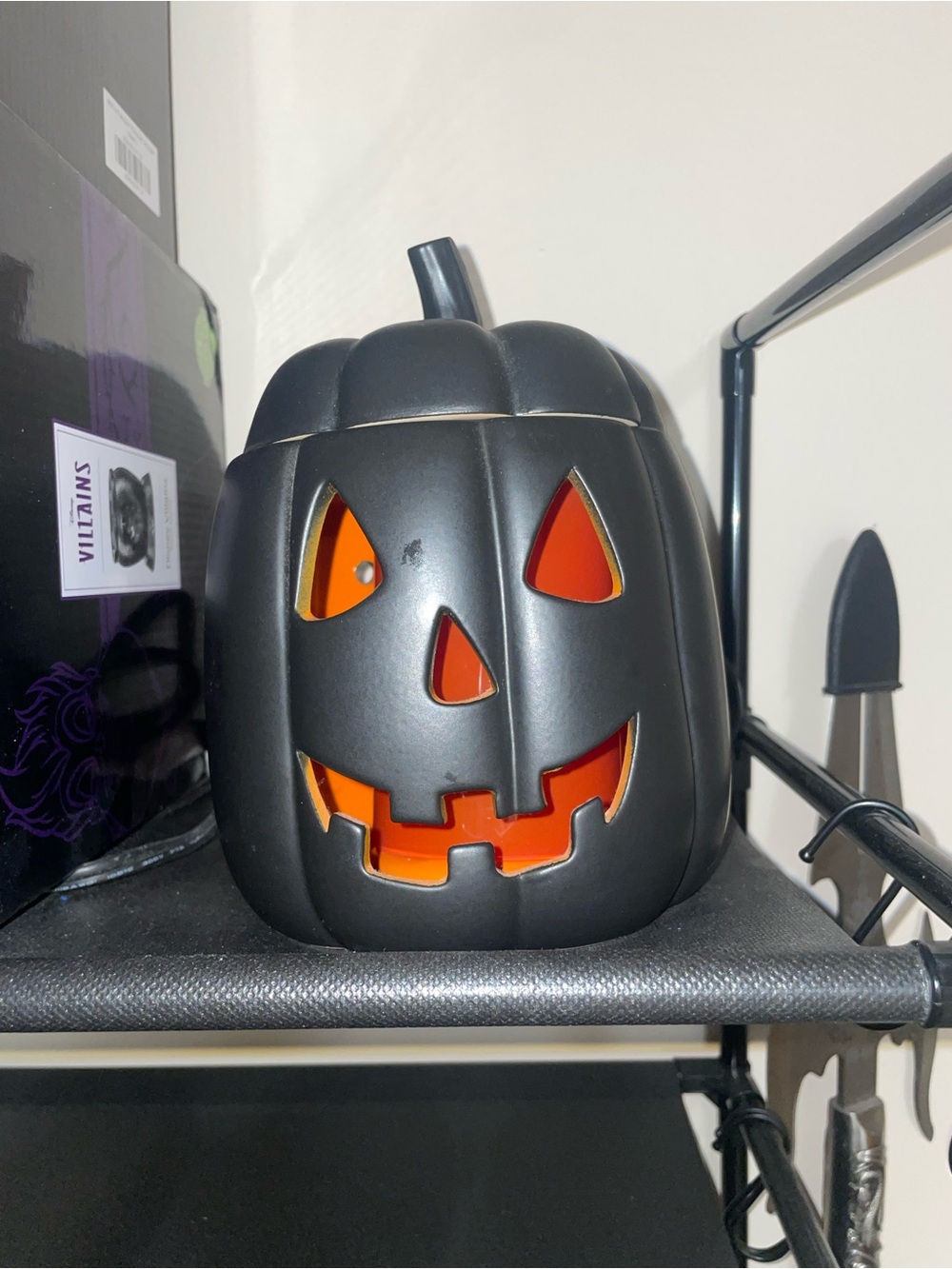 Scentsy Black Pumpkin Jack-O'-Lantern with Orange Glow